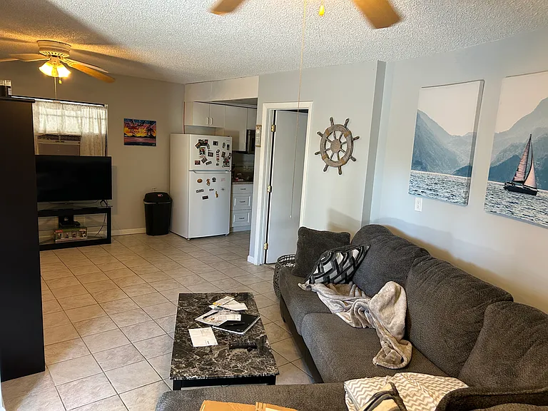 52 Coral Dr — Photo 8