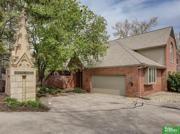 8914 Douglas Ct, Omaha, NE 68114