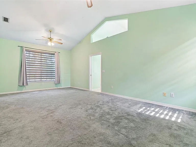 203 Cagle Rd — Photo 24