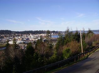 93575 Lookout Ln SPACE 16, Coos Bay, OR 97420