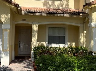 8377 SW 26th St #104, Hollywood, FL 33025