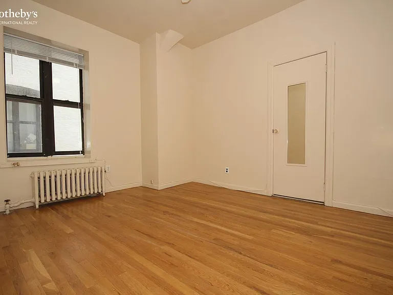 55 Tiemann Pl #12 — Photo 1