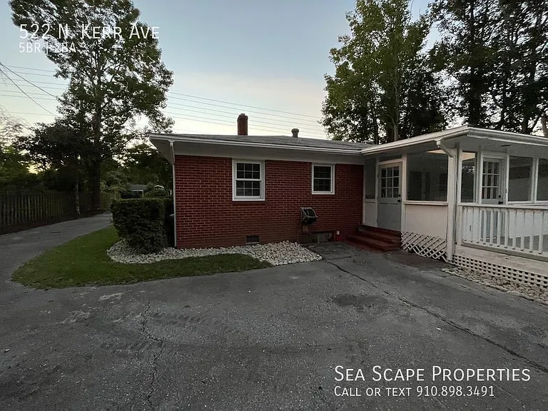 522 N Kerr Ave — Photo 9