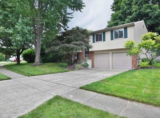 1974 Charmingfare St, Columbus, OH 43228