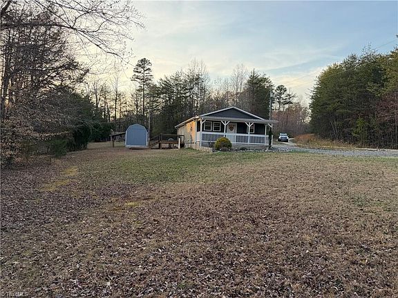 5th image of 1202 Farm Rd