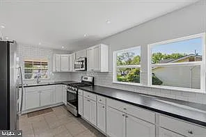1021 Richfield Rd — Photo 8