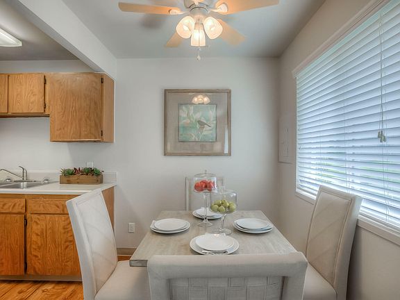 Bright and Inviting Dining Room at Viewcrest Village Apartments