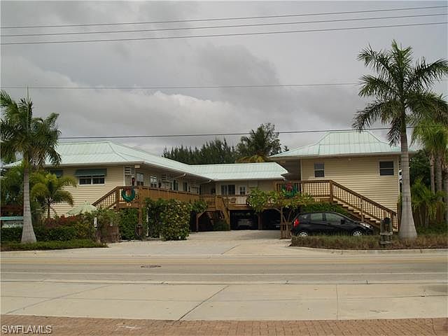1st image of 711 Estero Blvd #4