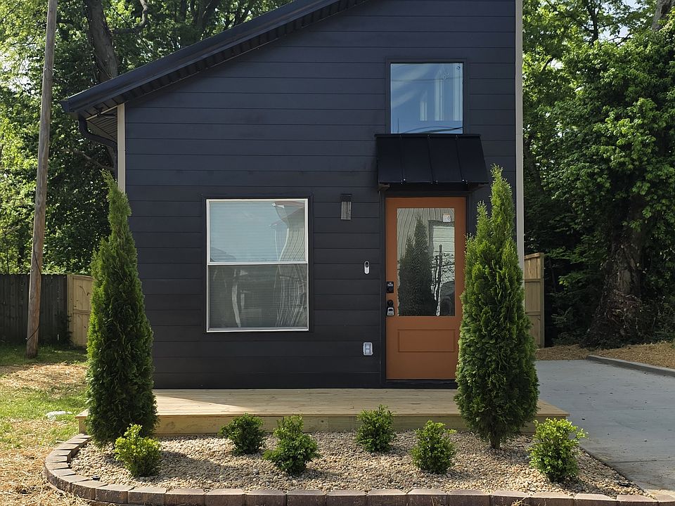 1st image of 1142 E College St