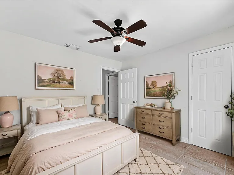 2223 Courtney Ct — Photo 26