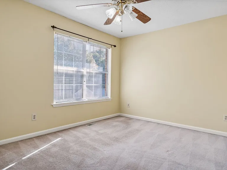 5417 Mary Ln — Photo 18