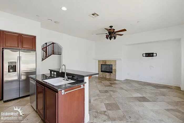 637 Oak Glade Dr — Photo 8