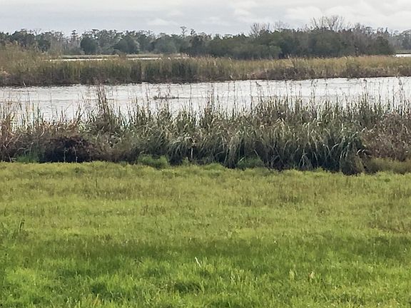 5th image of 215 Pitts Bayshore Dr