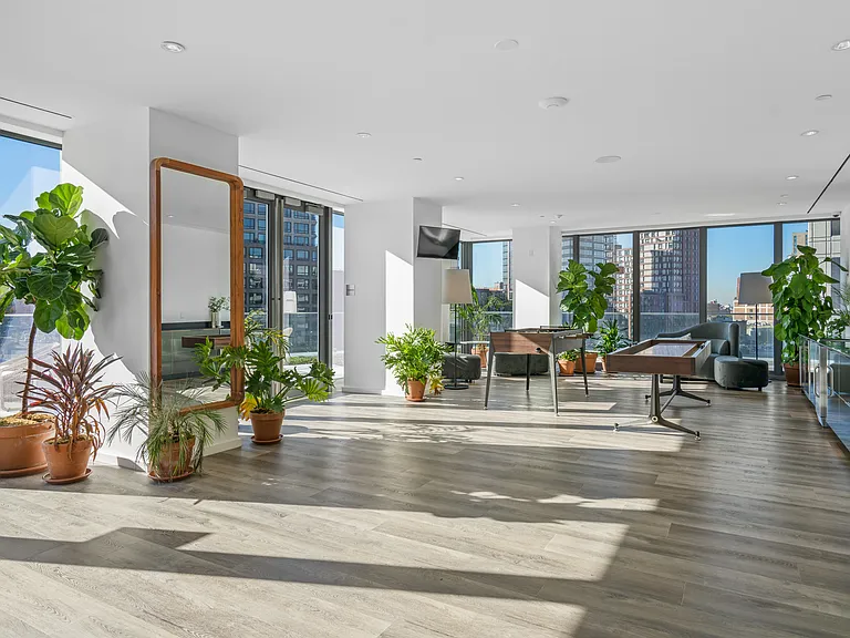 545 Vanderbilt Ave #25A — Photo 23
