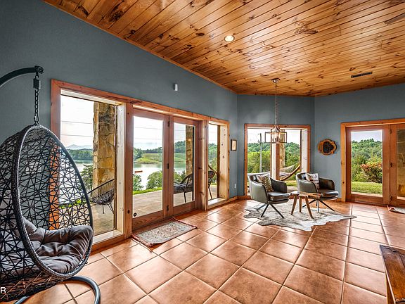 54th image of 3829 Island View Rd