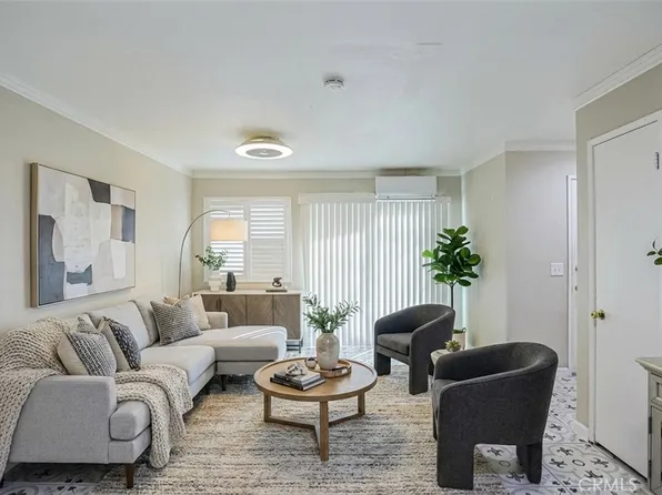 631 N Bristol St Unit 62, Santa Ana, CA 92703