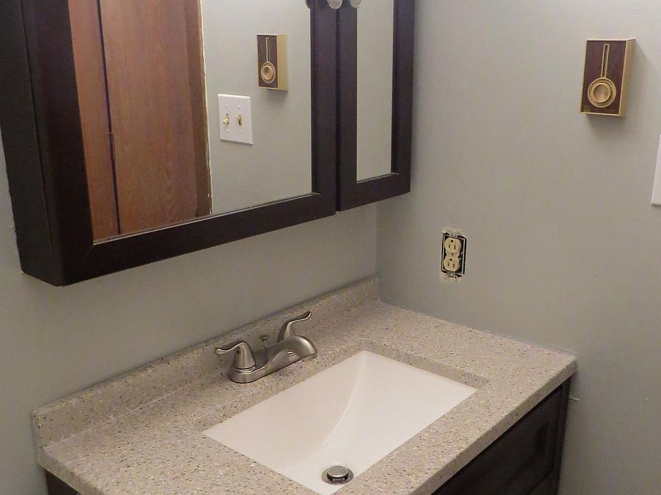 1st image of 5318 Southern Blvd #2