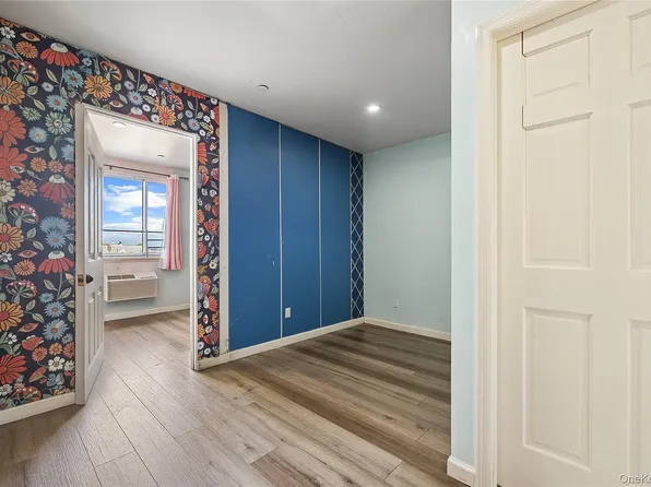 106-07 Northern Boulevard image 8 of 18