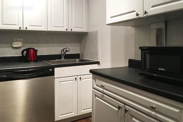 Rented by Corcoran | media 17