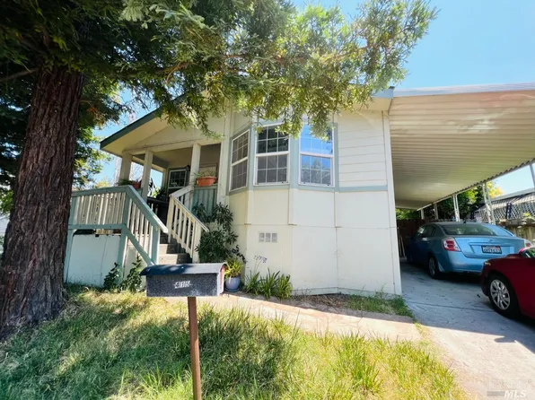 415 Frisbie Avenue, Santa Rosa, CA 95407