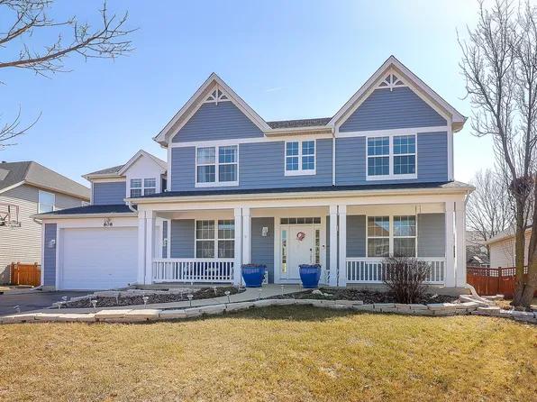 808 Georgetown Dr, Oswego, IL 60543