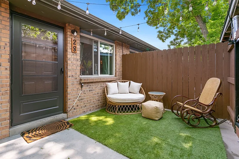 2 bed, 1.0 bath, 725 sqft, $1,500 — Photo 3