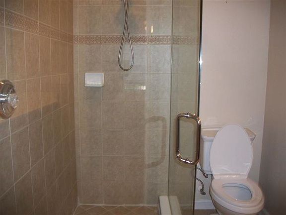 5th image of 324 Sea Woods Dr N