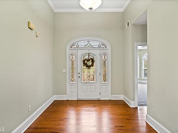 3rd image of 331 Thistlewood Run
