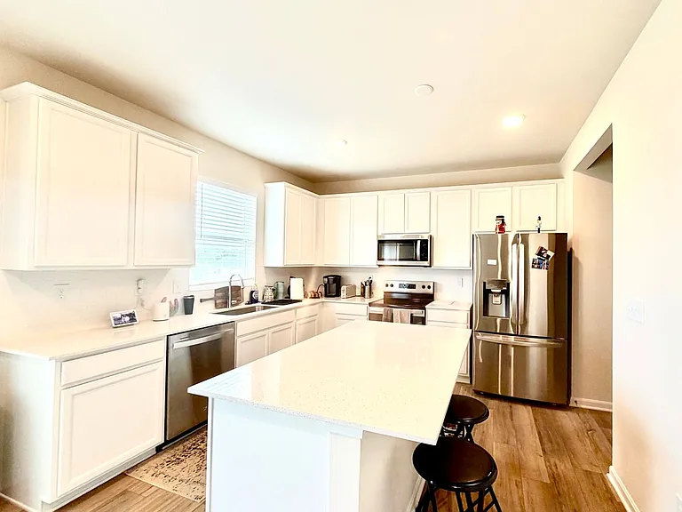 4004 Rocky Mill Way — Photo 3