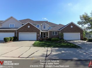 1459 Spyglass Hill Dr, Brunswick, OH