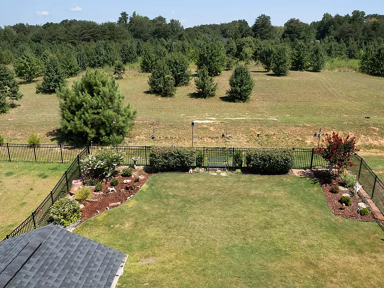 4495 Dover Ct — Photo 11