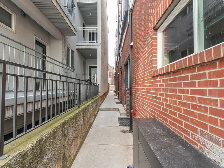 Temple Off-Campus Housing — Photo 49