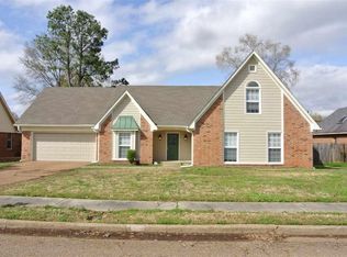 7264 Ashley Oaks Dr, Memphis, TN 38125