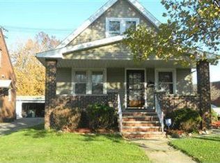 953 E 237th St, Euclid, OH