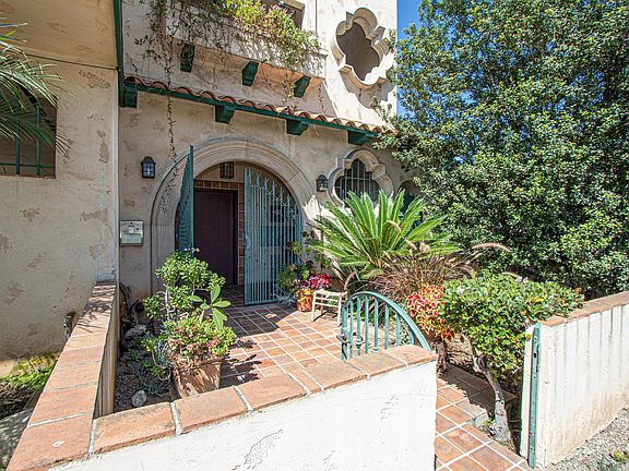 2nd image of 275 Redondo Ave #203