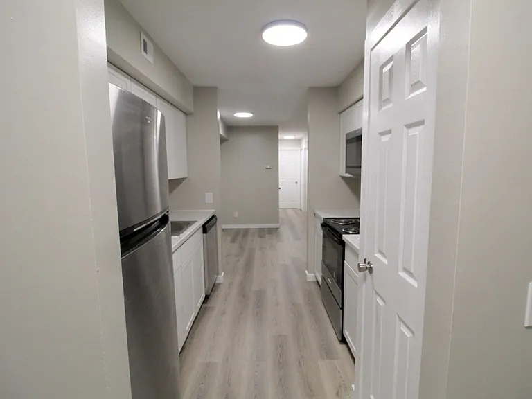 1112-6 Blue Ridge Dr — Photo 8