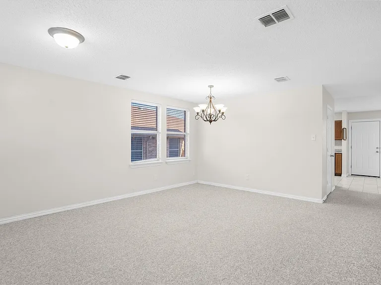 1312 Annalea Dr — Photo 10
