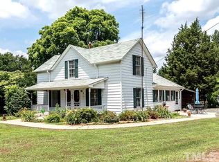 814 Haw River Hopedale Rd, Burlington, NC 27217
