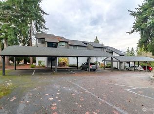 12709 NE 116th St APT C201, Kirkland, WA 98034