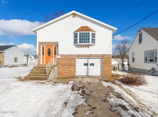 27 Grieme Avenue, Amsterdam, NY 12010