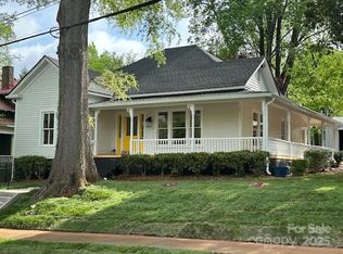 300 Kelly St, Statesville, NC 28677