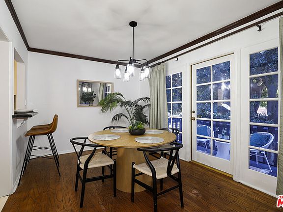 4th image of 1828 Barry Ave APT 2