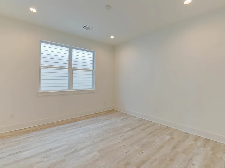 The Grove Oak Forest Bedroom