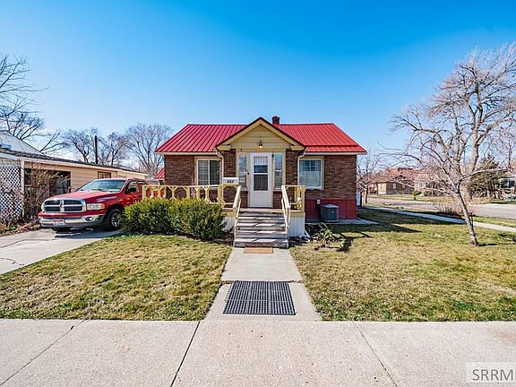 2nd image of 557 N 9th Ave