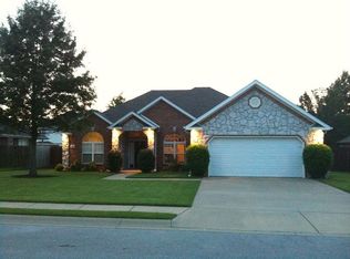 504 Drake St, Bentonville, AR 72712