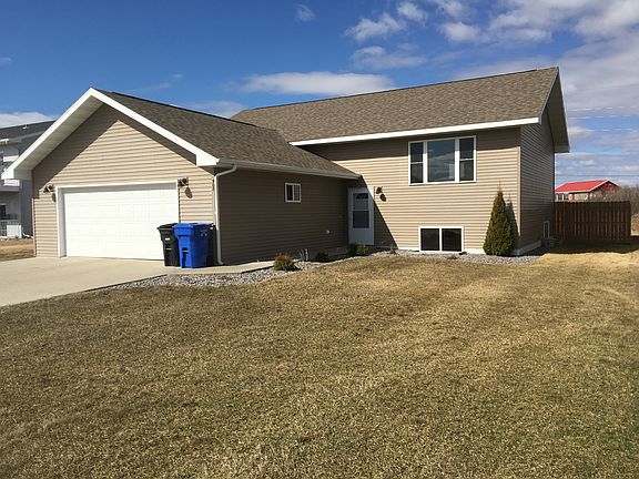 2nd image of 508 Riverwood Dr