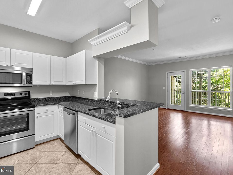 1st image of 4551 Strutfield Ln APT 4233