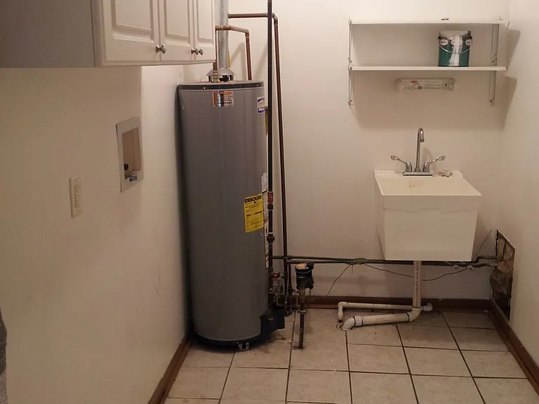 5240 Farr Ave — Photo 6