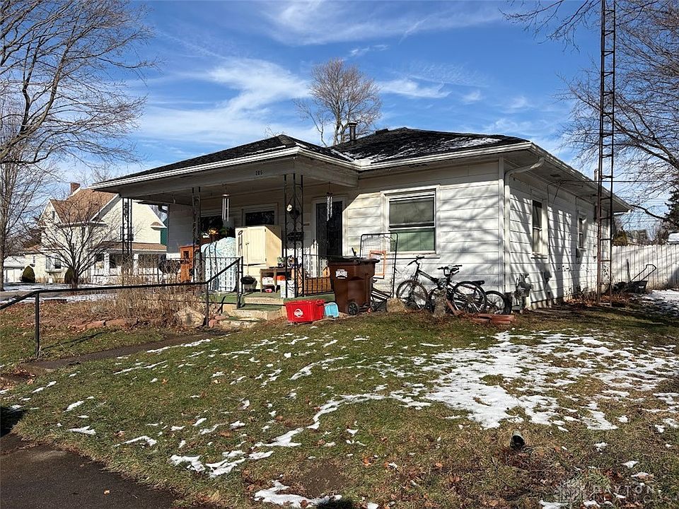 1st image of 205 Ash St