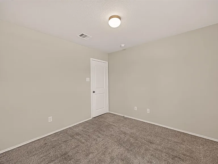 21422 Chester Cliff Ln — Photo 26